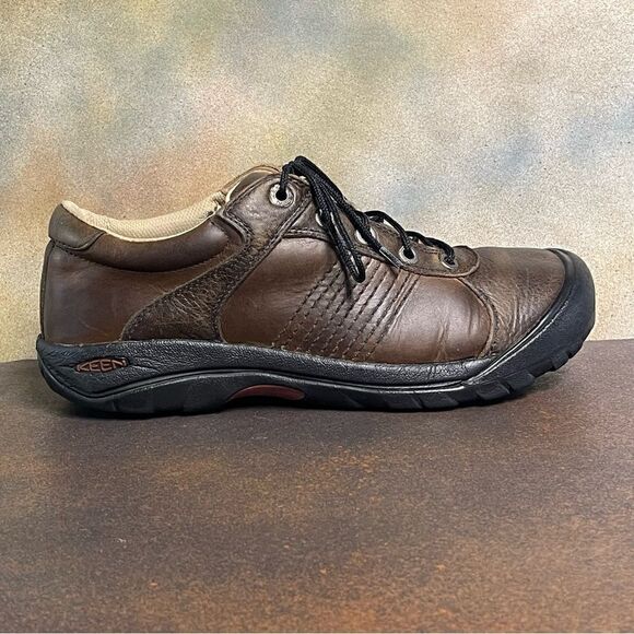 KEEN Classic Brown Leather Hiking Shoes Men\'s Size 10M